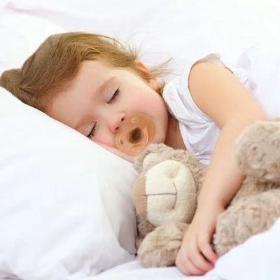 satın al Cilt Dostu ve Yumuşak Sıvı Silikon Emzik Gıda Sınıfı Rahatlatıcı Bebek Silikon Emzik online manufacture