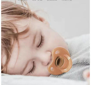 Bebek emziği sıvı silikon anne ve bebek malzemeleri için süper yumuşak silikon bite emzik